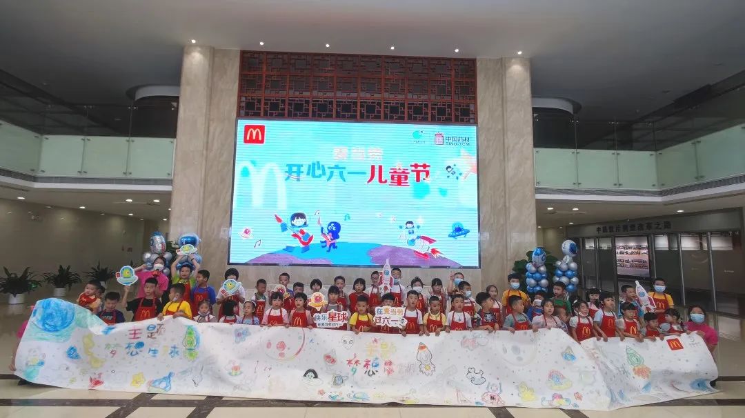 KGwHUhMqHS.jpg KGwHUhMqHS.jpg