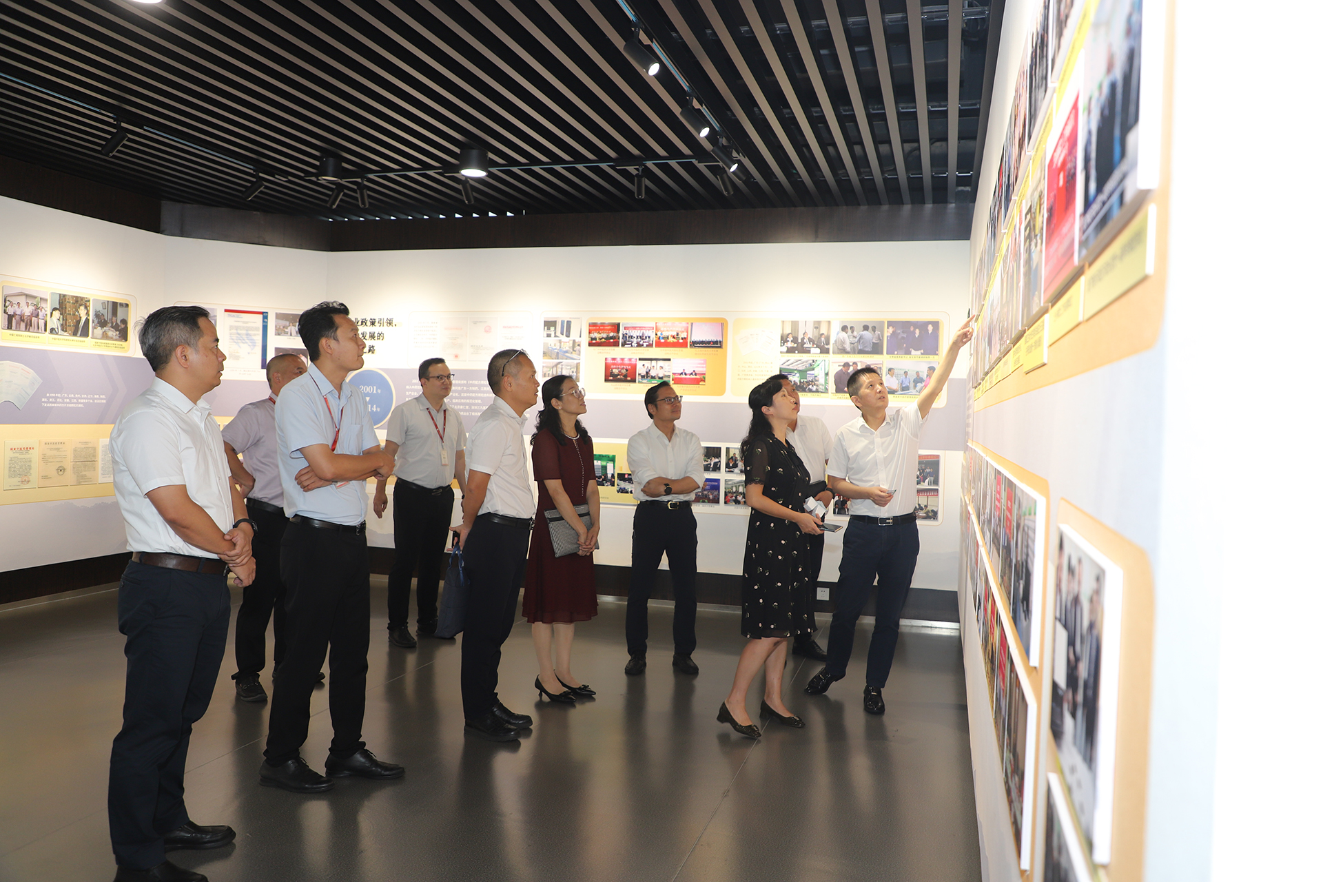 CyyDCbPkgV.jpg CyyDCbPkgV.jpg